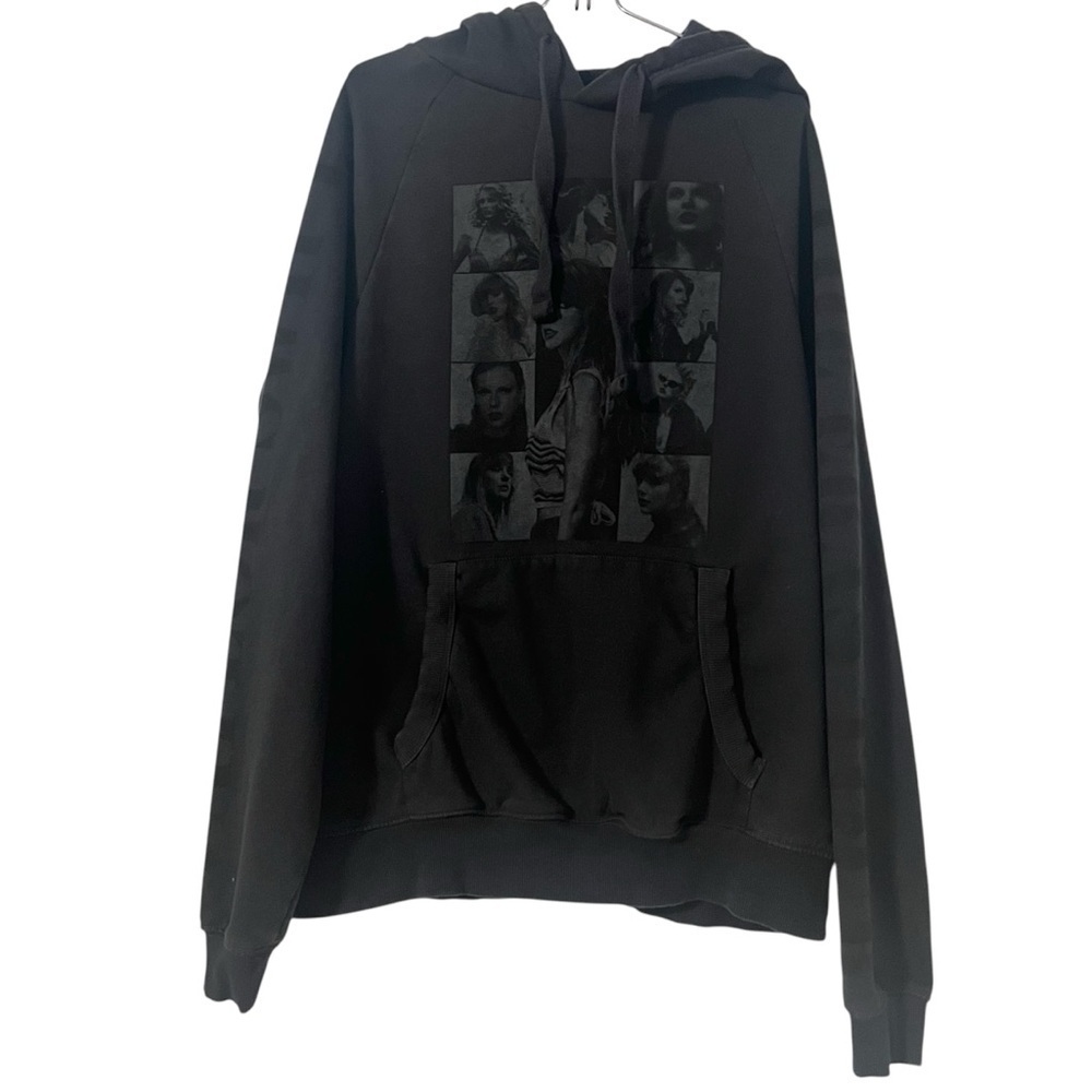 Taylor Swift Eras Tour Hoodie Size Small Relaxed Fit